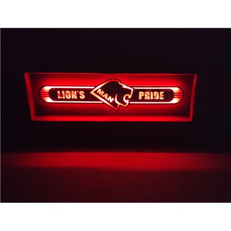 MANLED Spiegel logo / Ledbord / Vrachtwagenlogo Lion's Pride M01-RED